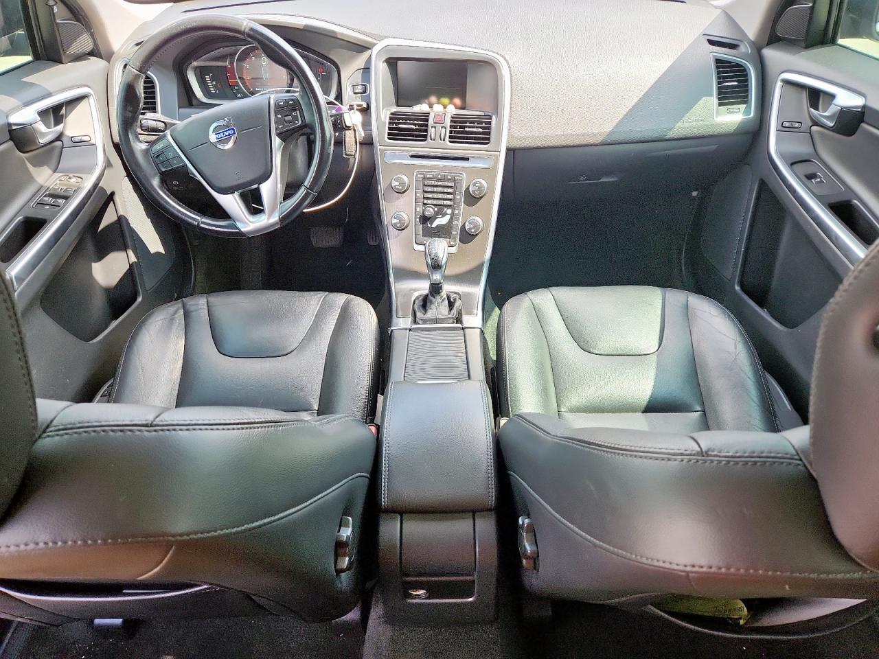 2015 Volvo Xc60 T5 Premier VIN: YV426MDB2F2604329 Lot: 64512055