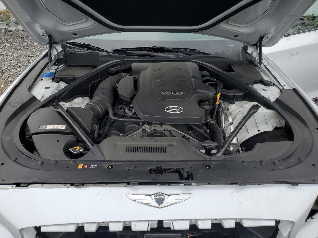 2015 Hyundai Genesis 3.8L VIN: KMHGN4JE4FU076674 Lot: 63089315