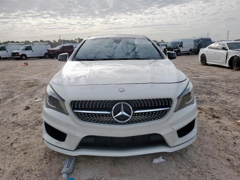 Sedans MERCEDES-BENZ CLA-CLASS 2016 White