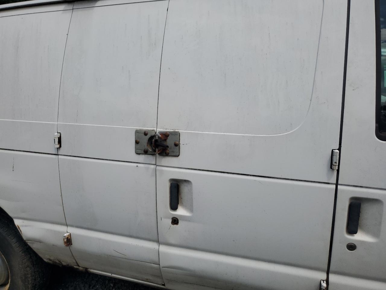 2002 Ford Econoline E350 Super Duty Van VIN: 1FTSE34L42HA95196 Lot: 63268605