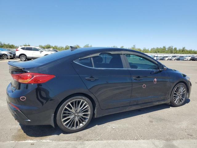  HYUNDAI ELANTRA 2018 Czarny