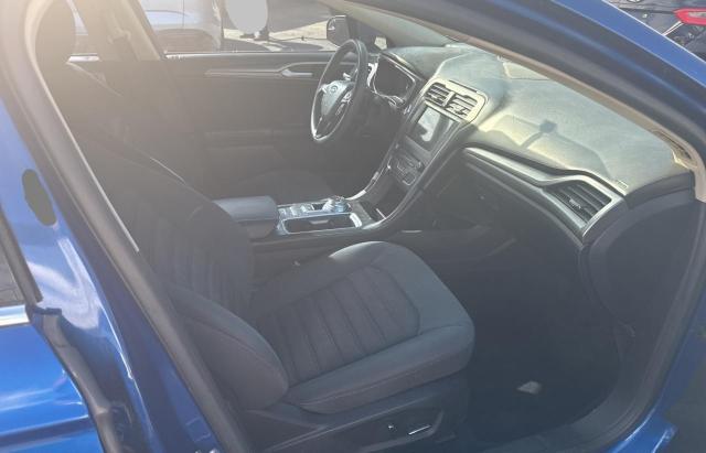 Sedans FORD FUSION 2017 Granatowy