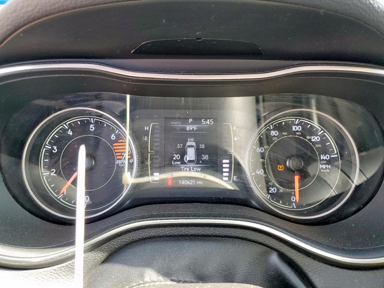 1c4pjllbxkd326958 1C4PJLLBXKD326958 2019 Jeep Cherokee Latitude Plus