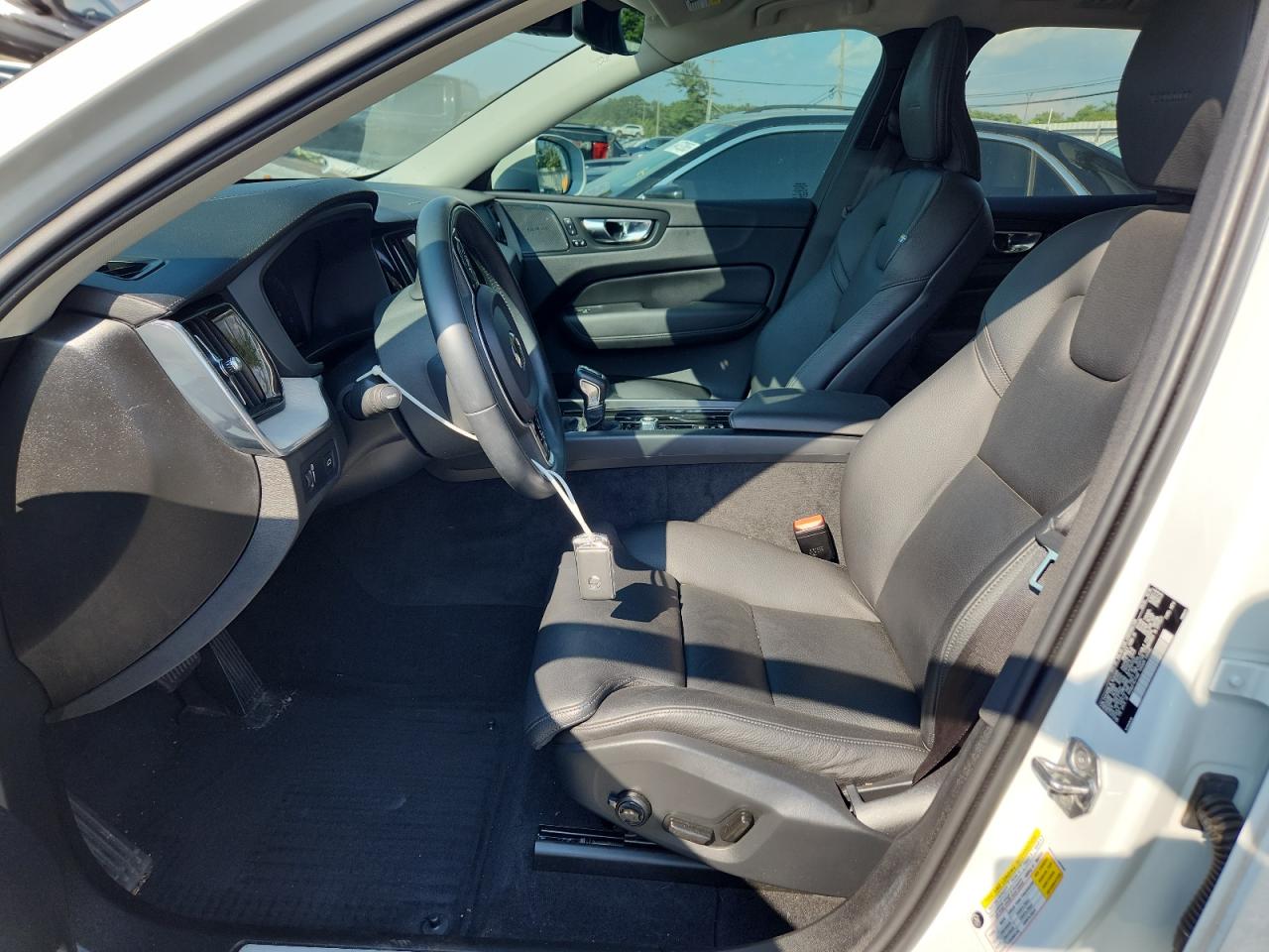 2020 Volvo Xc60 T5 Inscription VIN: YV4102RL8L1534565 Lot: 65320885