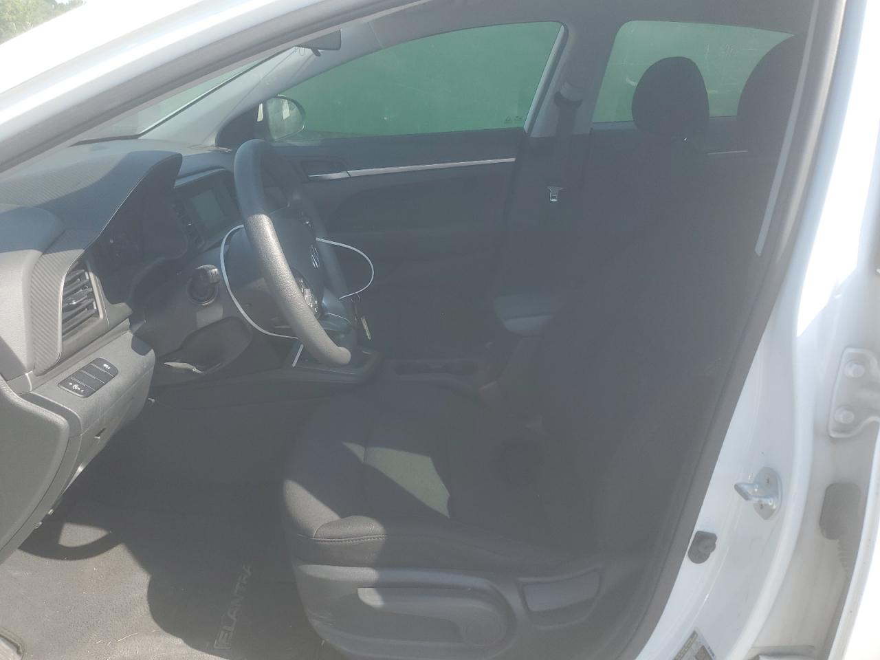 2019 Hyundai Elantra Se VIN: 5NPD74LF6KH460984 Lot: 63031965