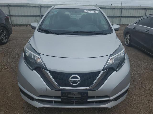 NISSAN VERSA 2019 Srebrny