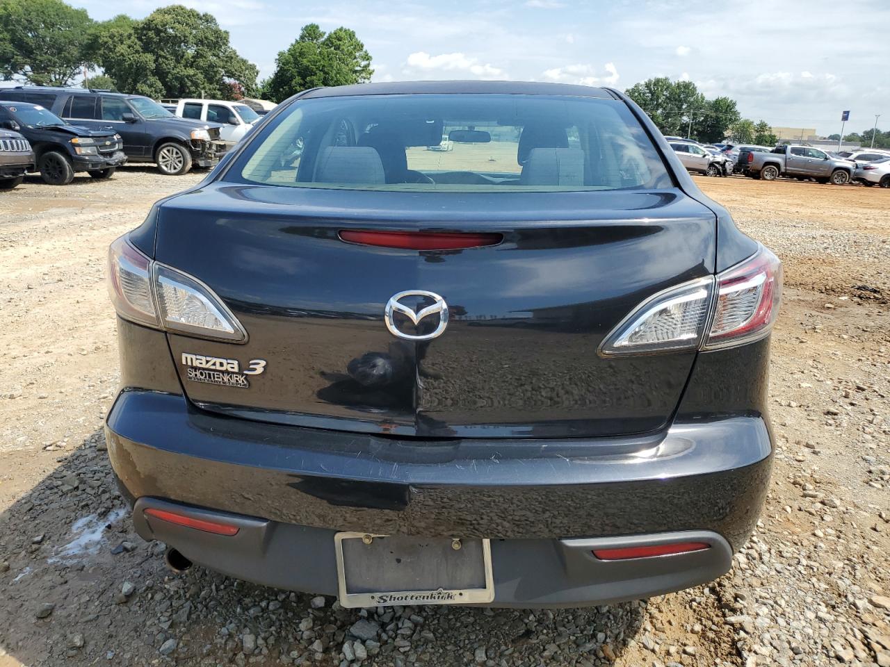 2011 Mazda 3 I VIN: JM1BL1VFXB1390539 Lot: 63013995