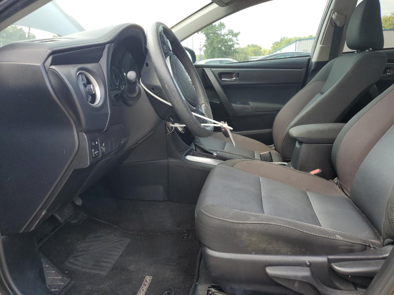 2017 Toyota Corolla L VIN: 2T1BURHE3HC887578 Lot: 64632625