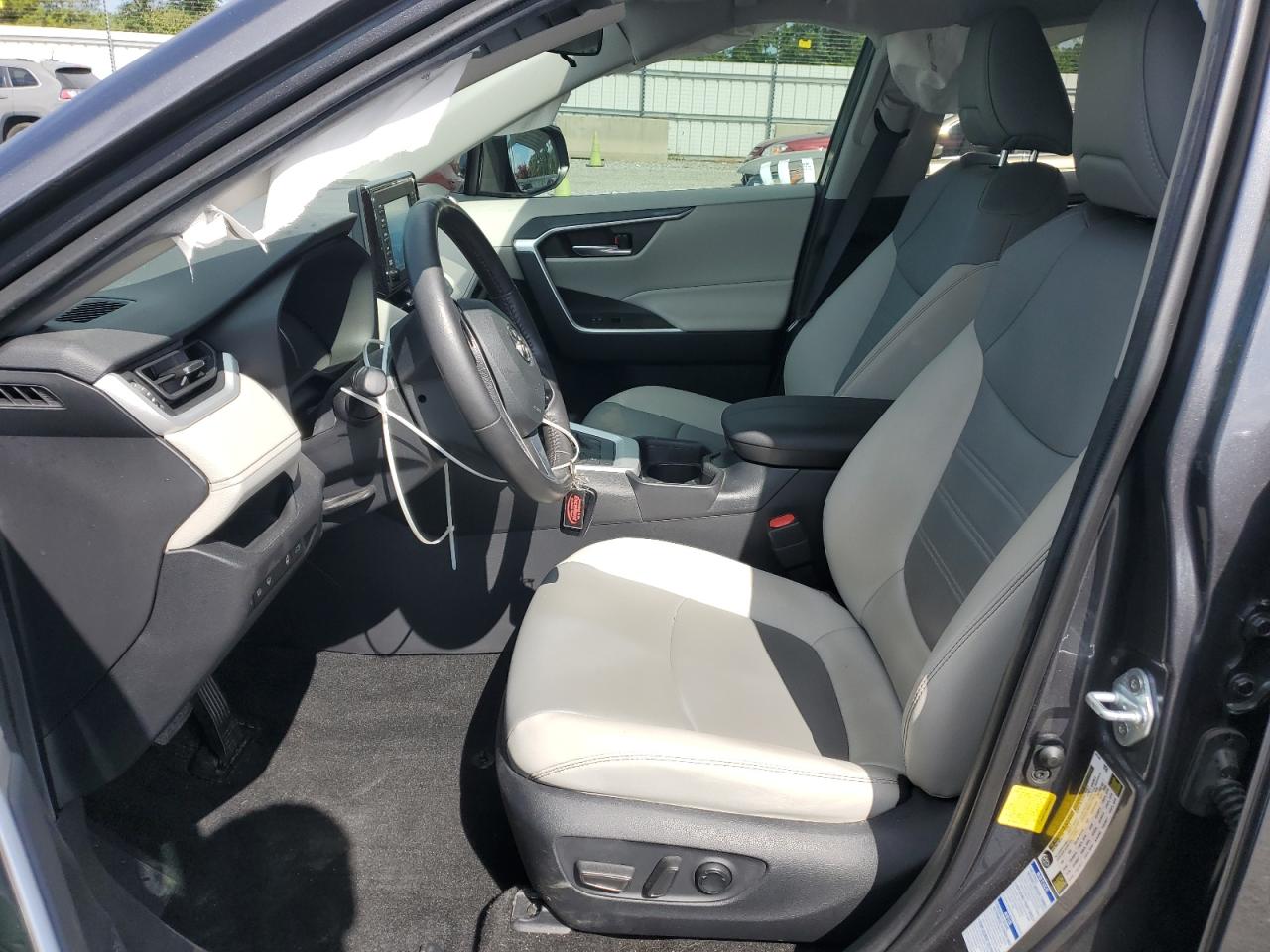 2021 Toyota Rav4 Xle Premium VIN: 2T3B6RFV4MW009042 Lot: 65160185
