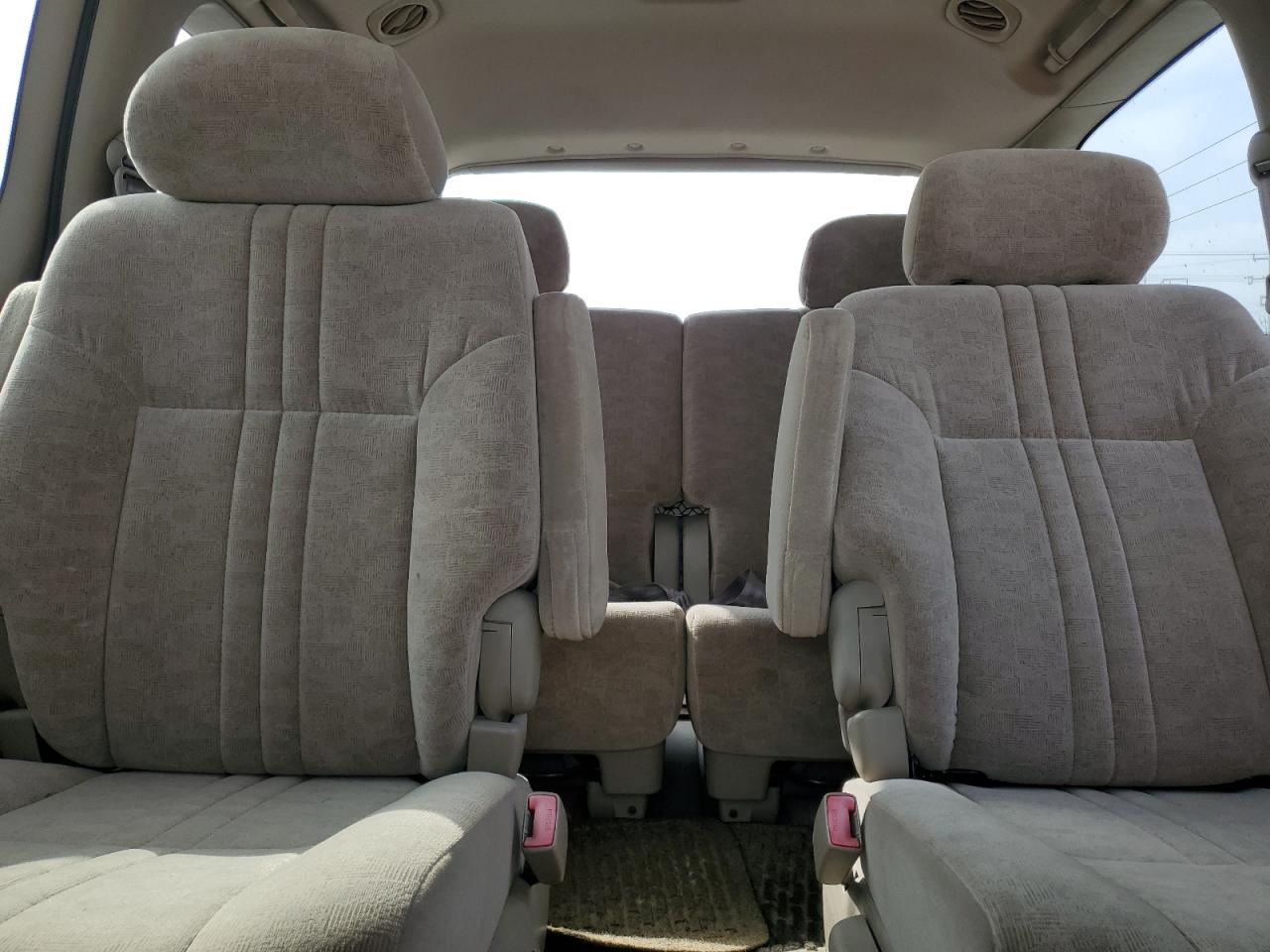 2002 Toyota Sienna Le VIN: 4T3ZF13C82U439950 Lot: 65198235