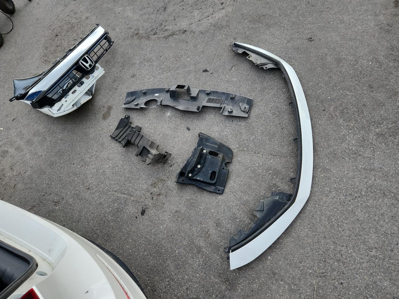 2020 Honda Insight Ex VIN: 19XZE4F50LE005925 Lot: 64074375