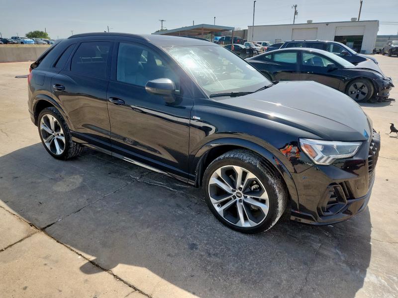  AUDI Q3 2021 Черный