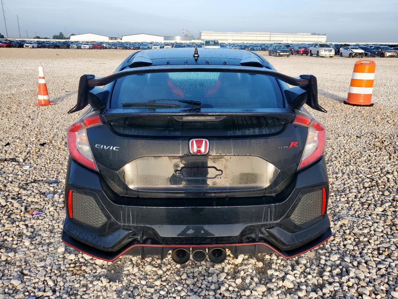2017 Honda Civic Type-R Touring VIN: SHHFK8G73HU200971 Lot: 65050545