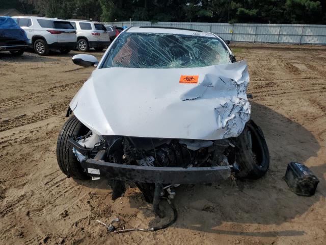  HYUNDAI ELANTRA 2018 White
