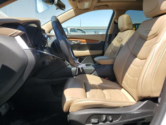  CADILLAC XT5 2017 White