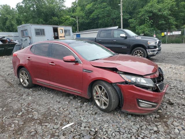 Sedans KIA OPTIMA 2013 Czerwony
