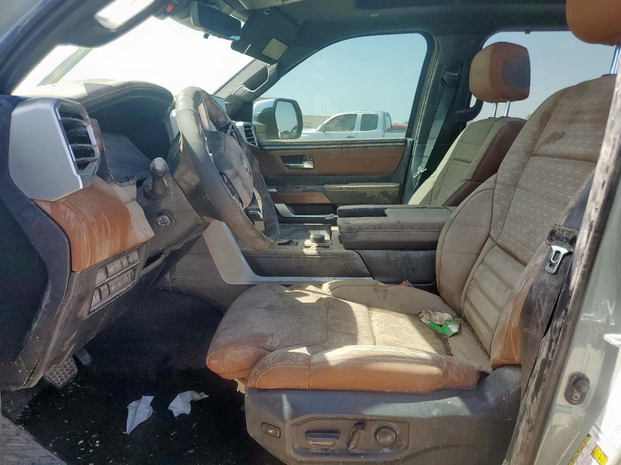 2025 Toyota Tundra Crewmax Platinum VIN: 5TFMC5DB2SX089016 Lot: 64638325