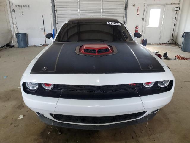 Купе DODGE CHALLENGER 2016 Белы