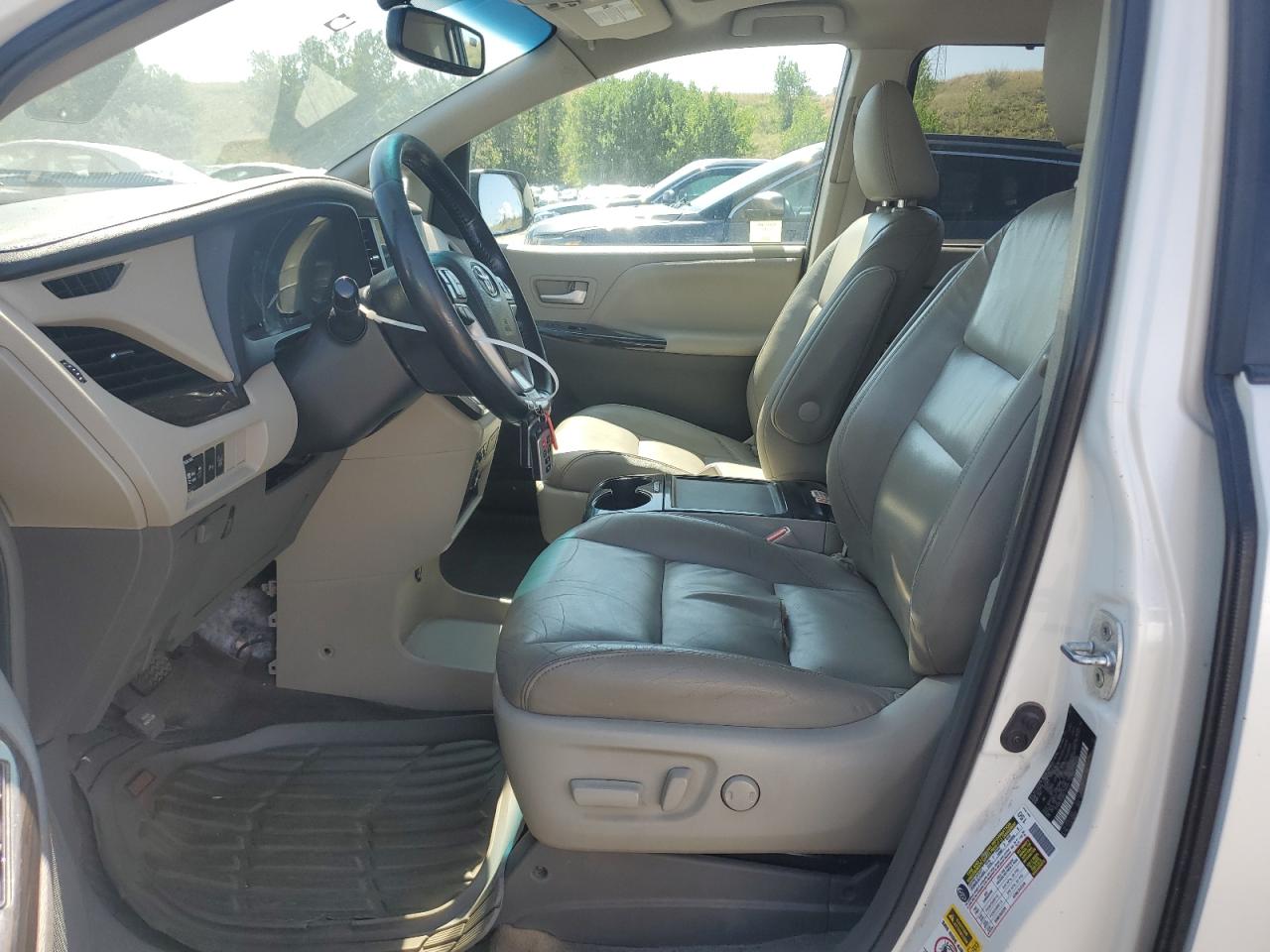 2016 Toyota Sienna Xle VIN: 5TDDK3DC6GS139784 Lot: 64321735
