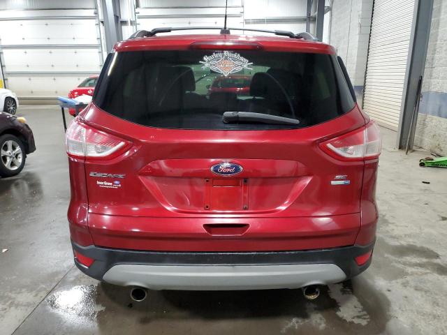  FORD ESCAPE 2013 Czerwony