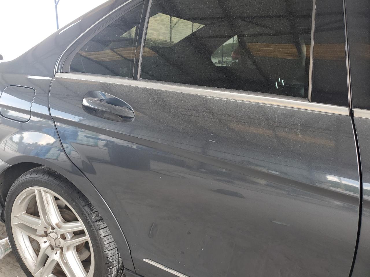 2008 Mercedes-Benz C 350 VIN: WDDGF56X98R028097 Lot: 64770095