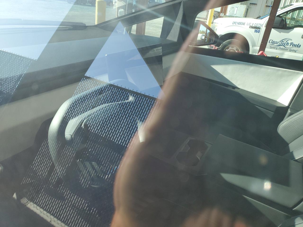 2024 Tesla Cybertruck VIN: 7G2CEHED2RA005251 Lot: 64998275