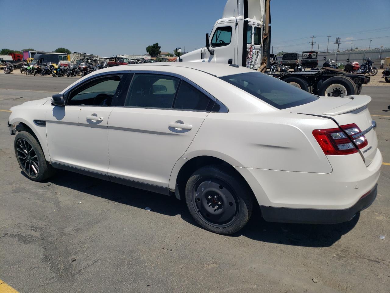 2019 Ford Taurus Sho VIN: 1FAHP2KT9KG117335 Lot: 66040575