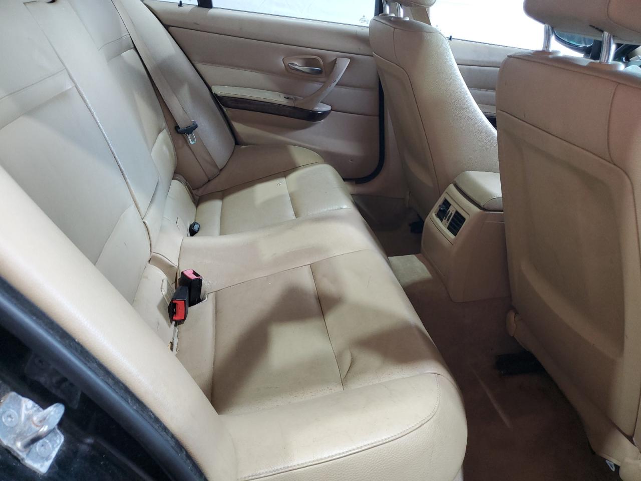2010 BMW 335 Xi VIN: WBAPL3C55AA408792 Lot: 63995095