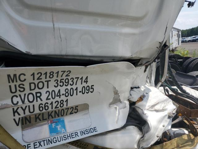 2019 FREIGHTLINER CASCADIA 126   