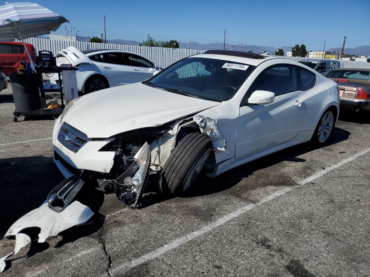 2010 Hyundai Genesis Coupe 3.8L VIN: KMHHU6KH6AU011488 Lot: 66511755
