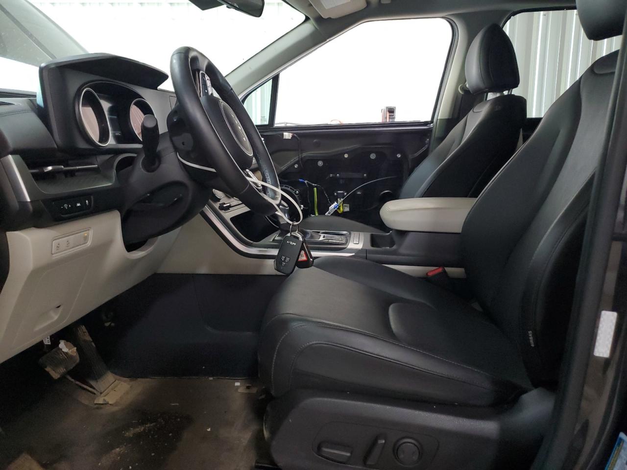2023 Kia Carnival Lx VIN: KNDNB4H39P6192595 Lot: 62840115