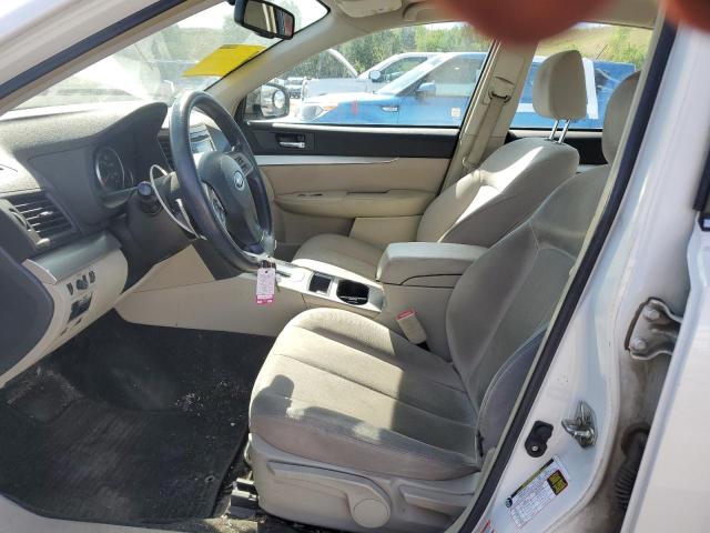  SUBARU LEGACY 2014 Biały