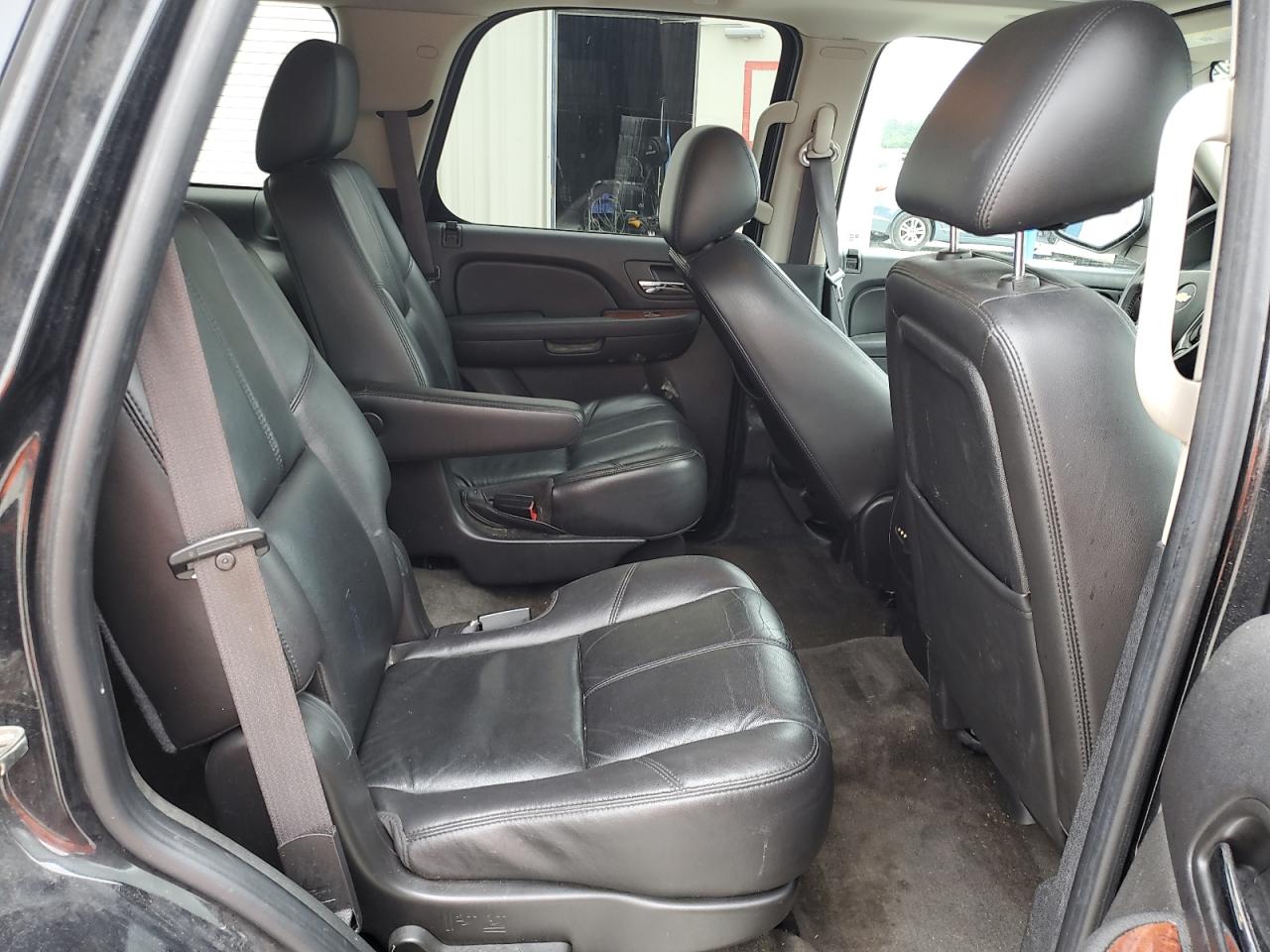 2011 Chevrolet Tahoe K1500 Lt VIN: 1GNSKBE01BR294831 Lot: 64269085