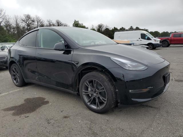  TESLA MODEL Y 2024 Czarny