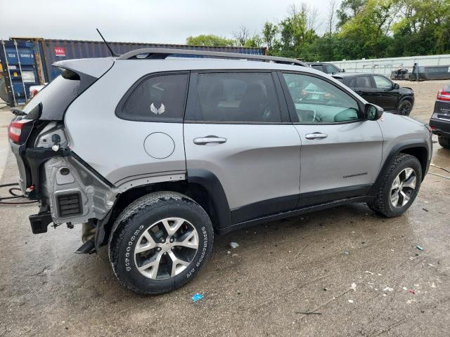  JEEP CHEROKEE 2015 Серебристый
