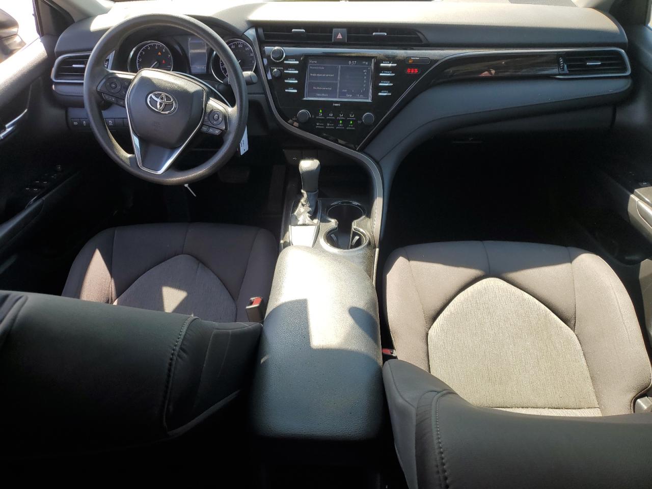 2020 Toyota Camry Le VIN: 4T1C11AK5LU970189 Lot: 65402255