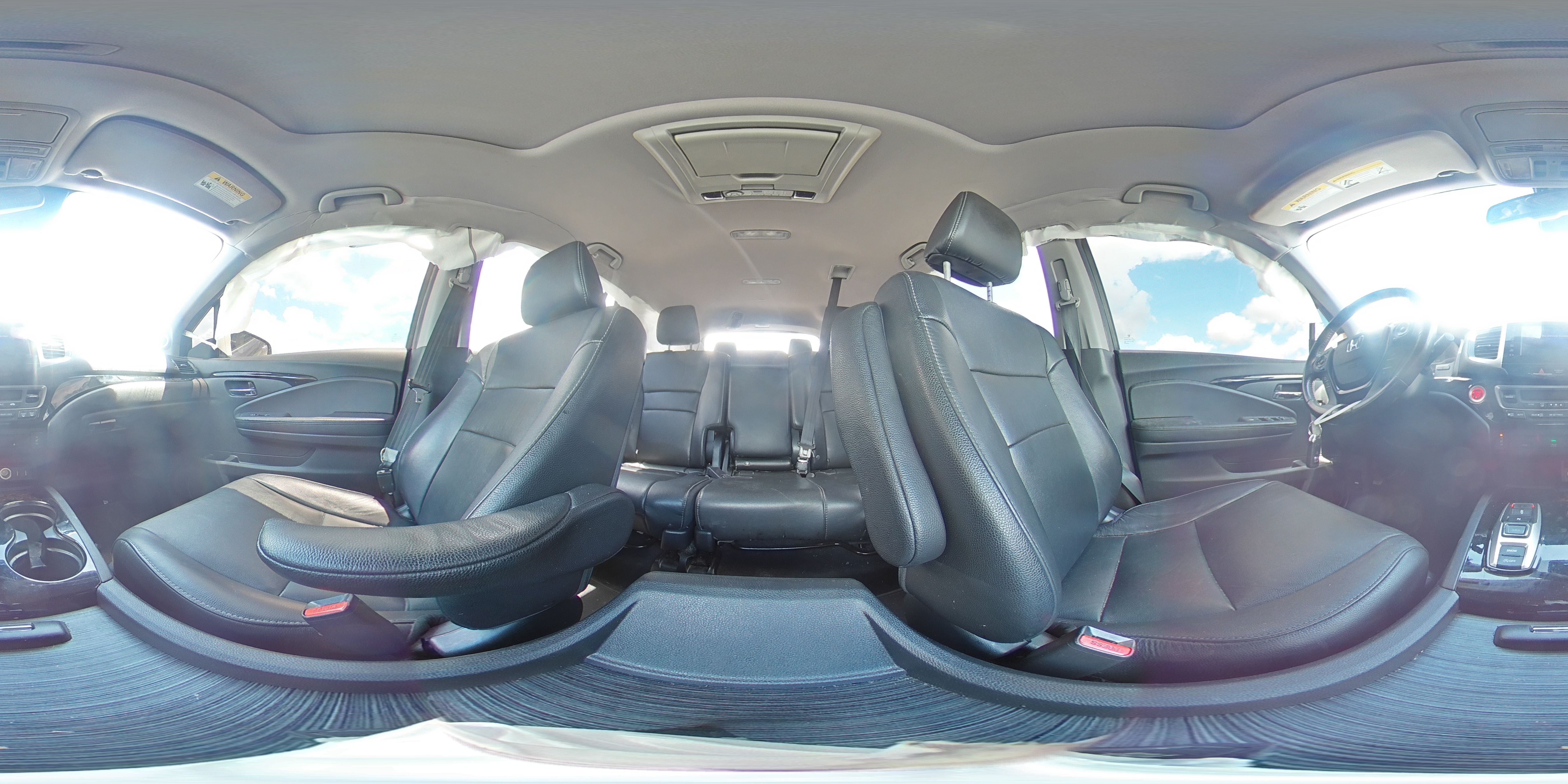 2018 Honda Pilot Touring VIN: 5FNYF5H99JB012779 Lot: 64201545