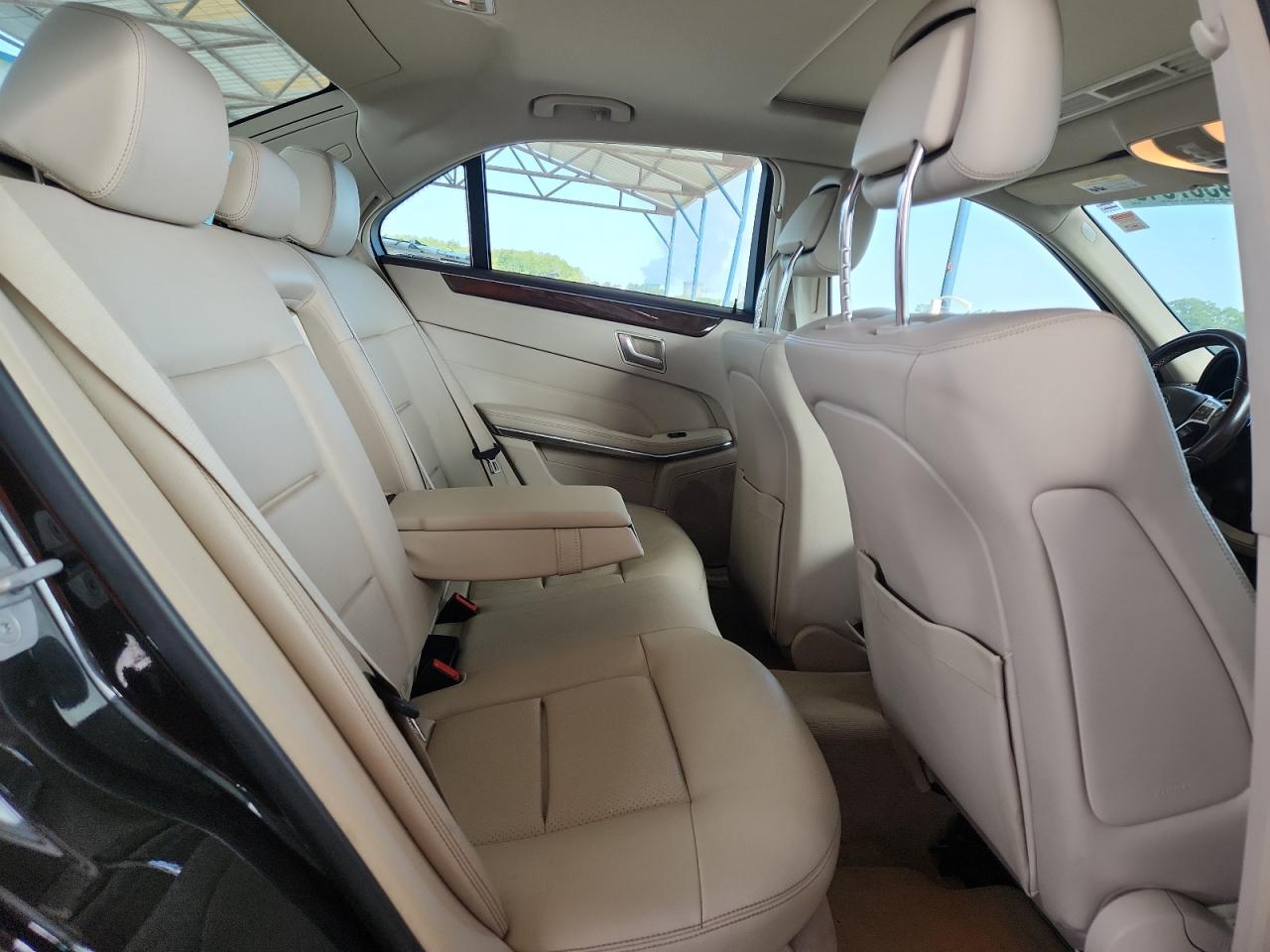 2014 Mercedes-Benz E 350 4Matic VIN: WDDHF8JB8EA960559 Lot: 64367345