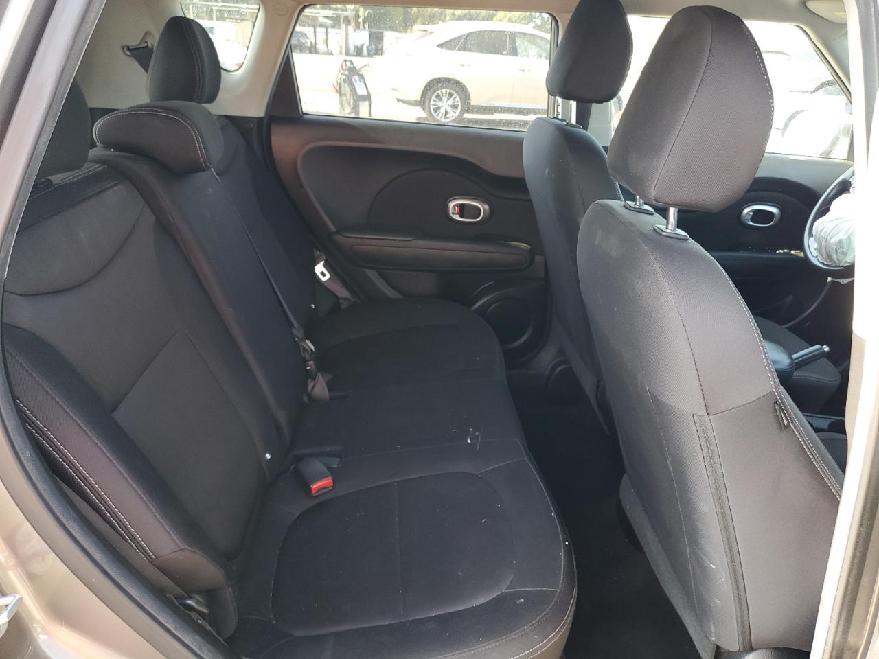 2016 Kia Soul VIN: KNDJN2A27G7373748 Lot: 64593905
