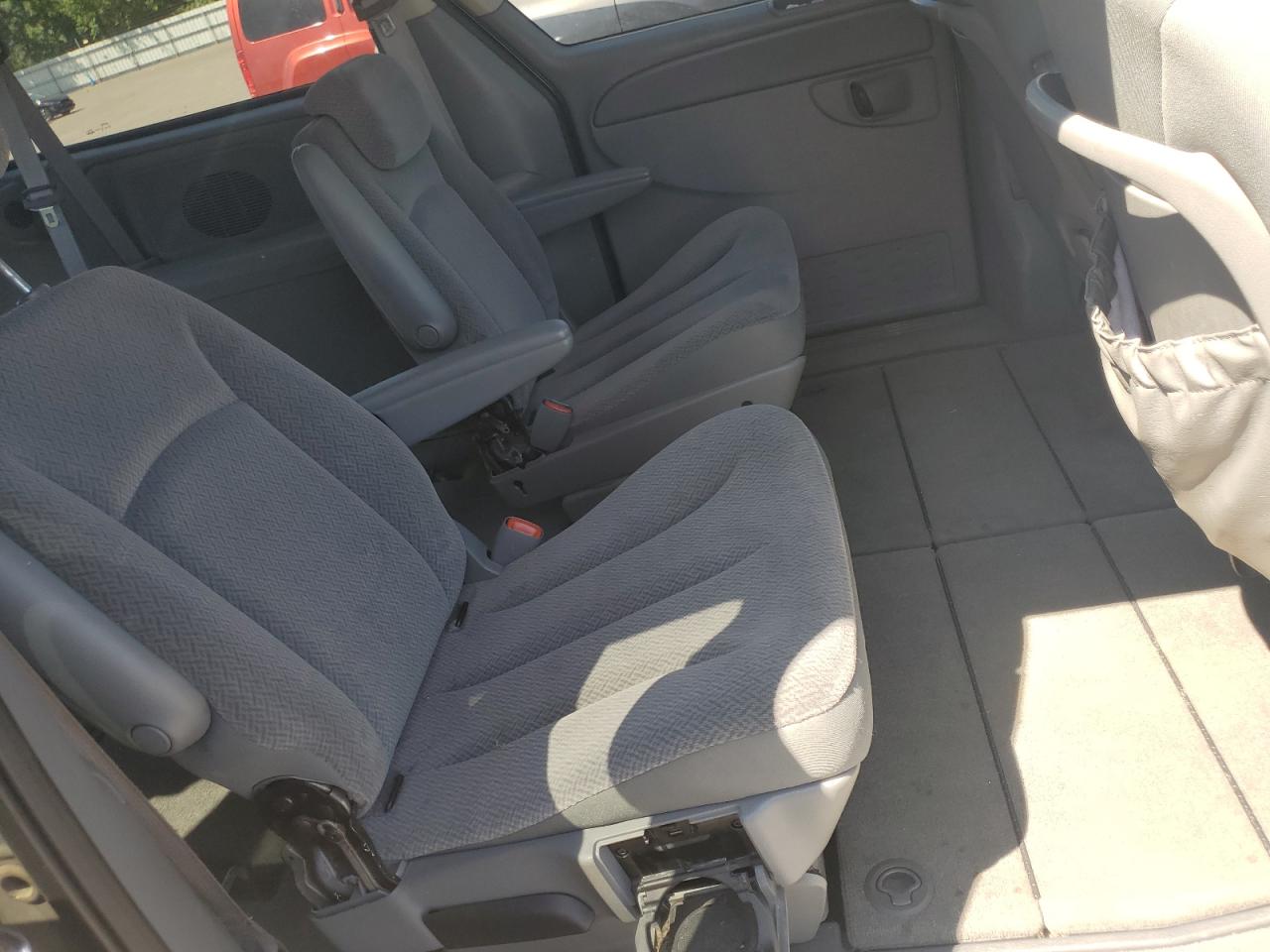 2006 Dodge Grand Caravan Sxt VIN: 2D4GP44L56R650367 Lot: 62733225