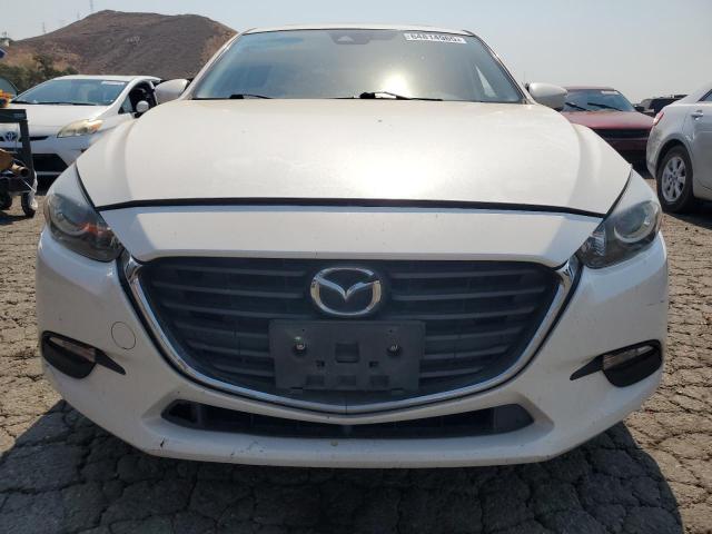  MAZDA 3 2018 Белы