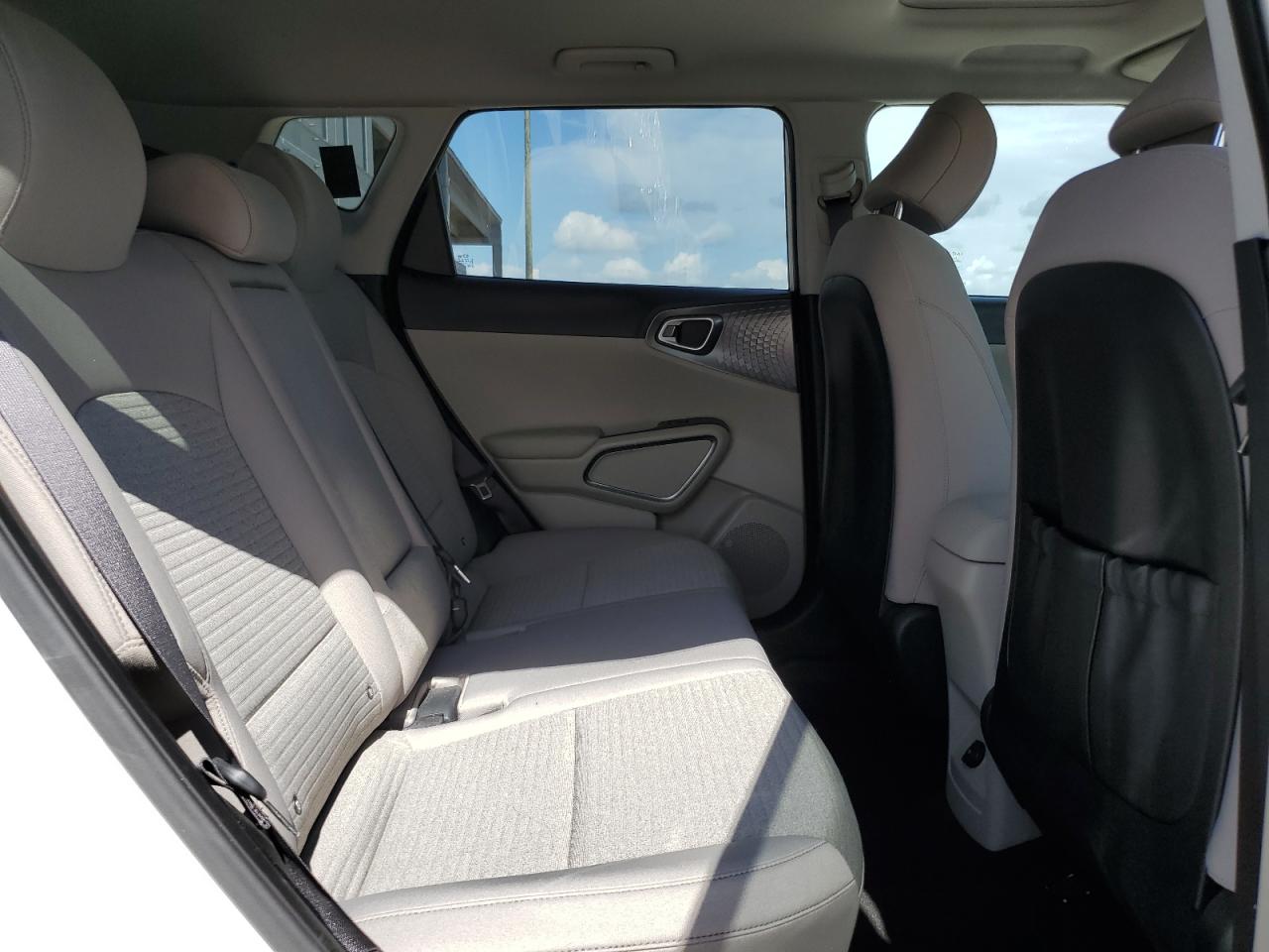 2021 Kia Soul Ex VIN: KNDJ33AU2M7127022 Lot: 64868005