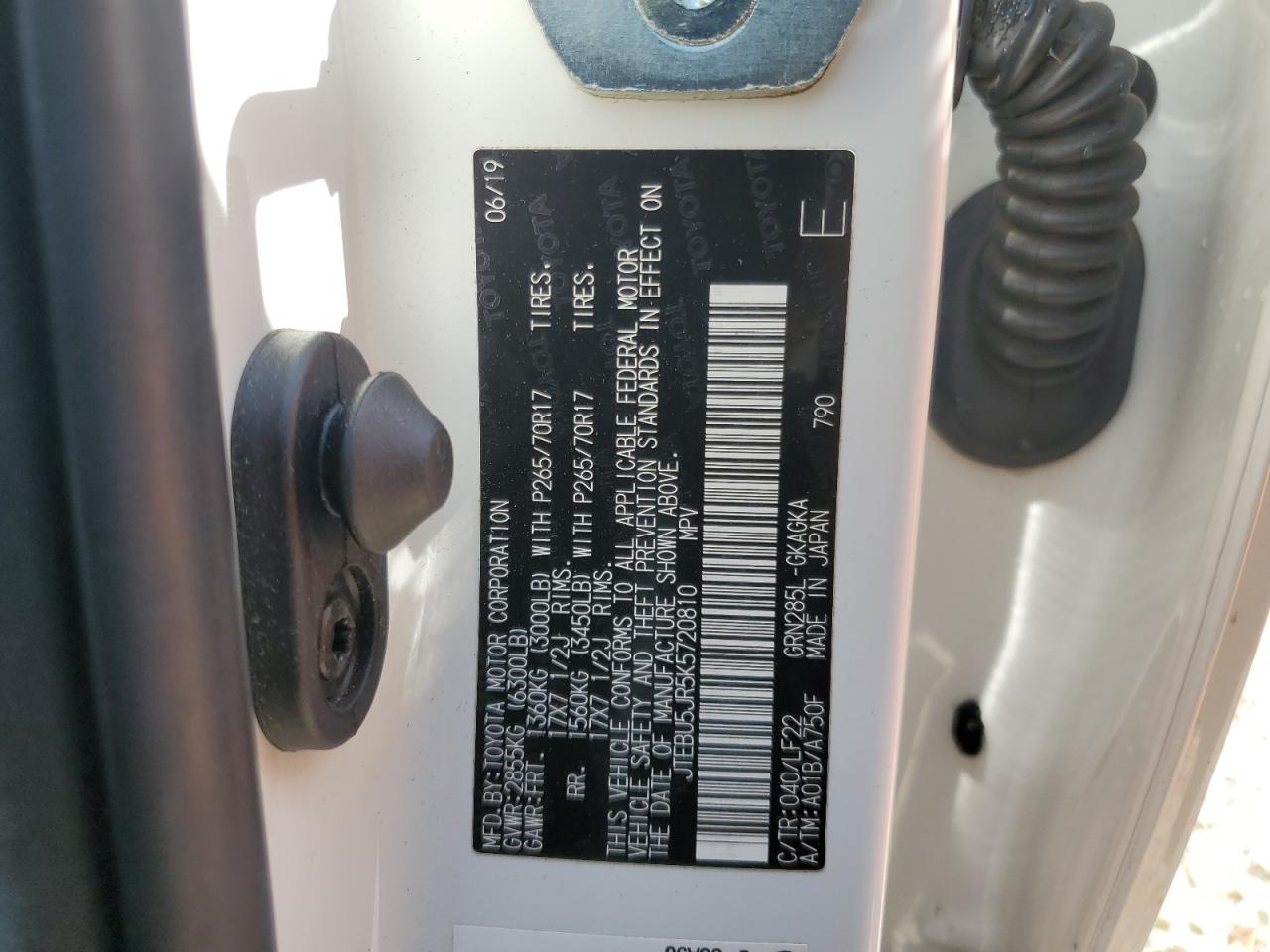 2019 Toyota 4Runner Sr5/Sr5 Premium VIN: JTEBU5JR5K5720810 Lot: 64986955