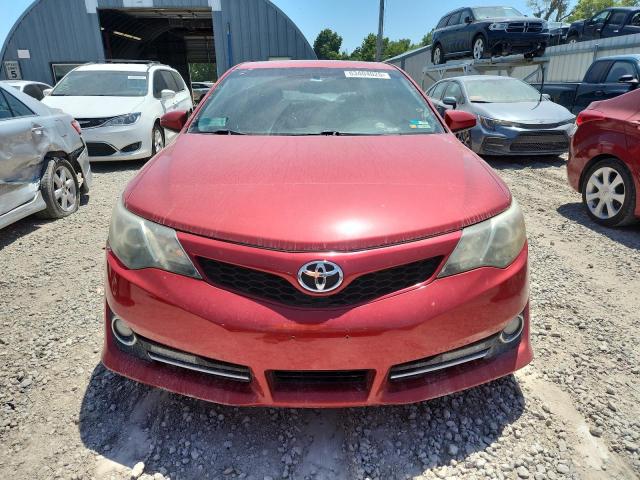  TOYOTA CAMRY 2013 Красный