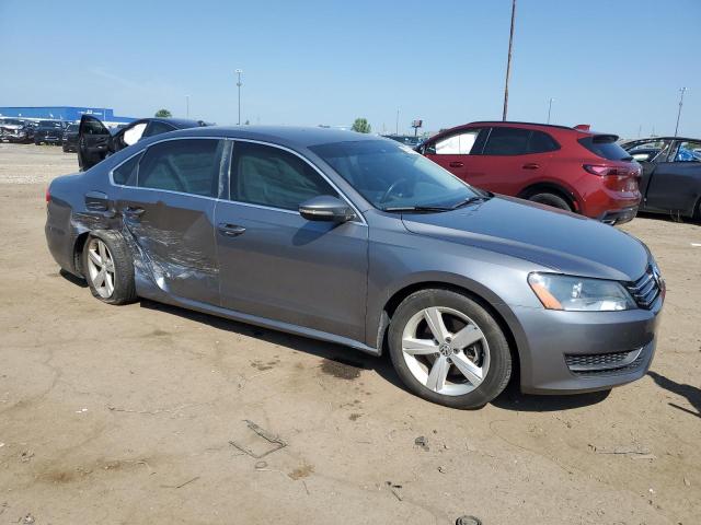  VOLKSWAGEN PASSAT 2012 Серый