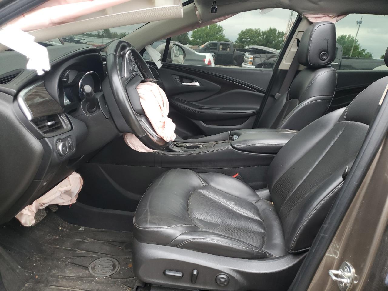2019 Buick Envision Essence VIN: LRBFXCSA6KD146717 Lot: 63078155