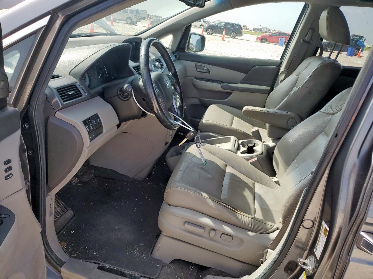 2012 Honda Odyssey Touring VIN: 5FNRL5H92CB117812 Lot: 65216765