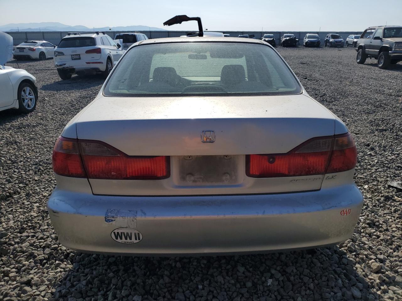 1999 Honda Accord Lx VIN: 1HGCG6656XA003201 Lot: 64115945