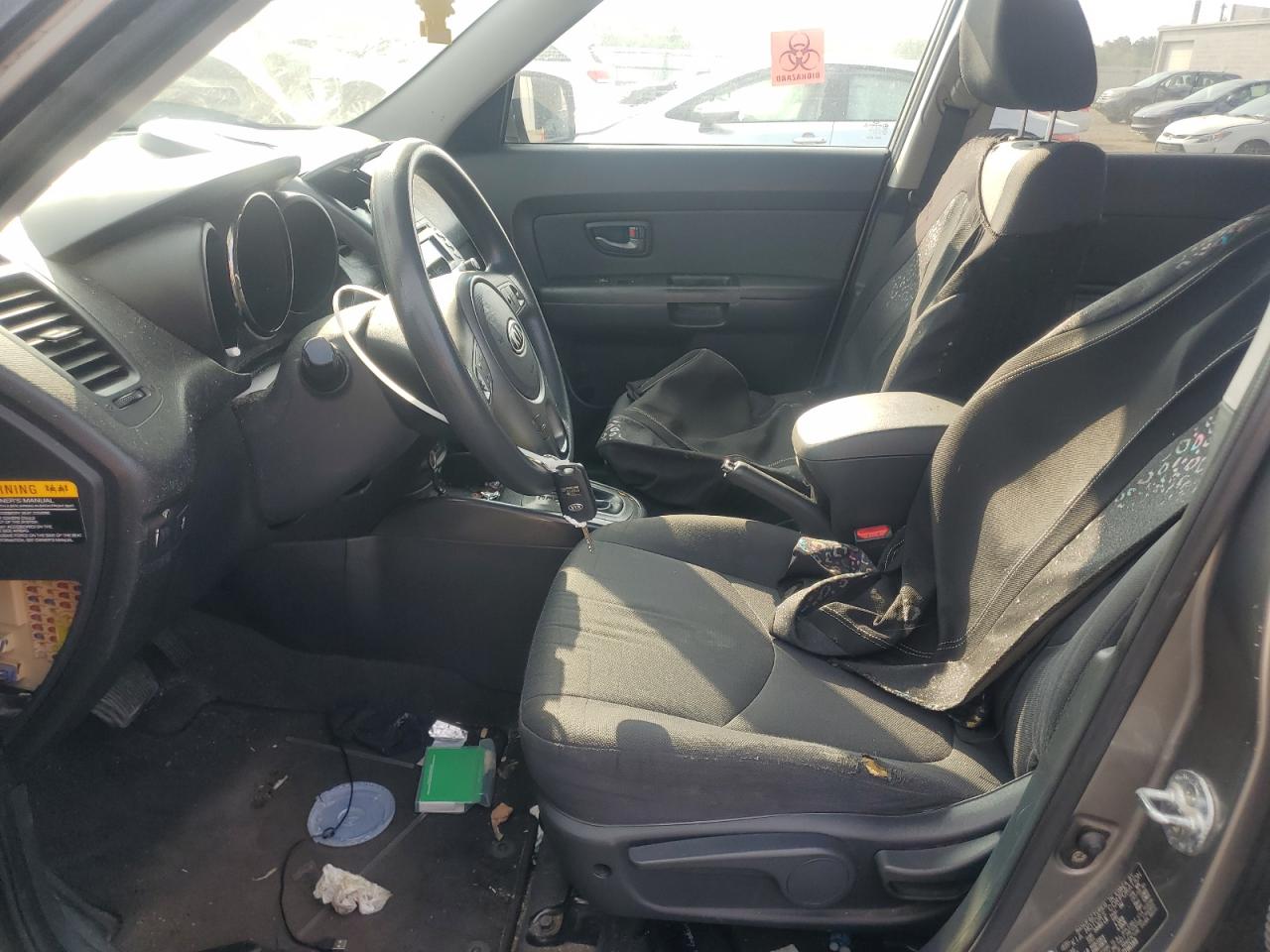 2011 Kia Soul + VIN: KNDJT2A2XB7196188 Lot: 66071545