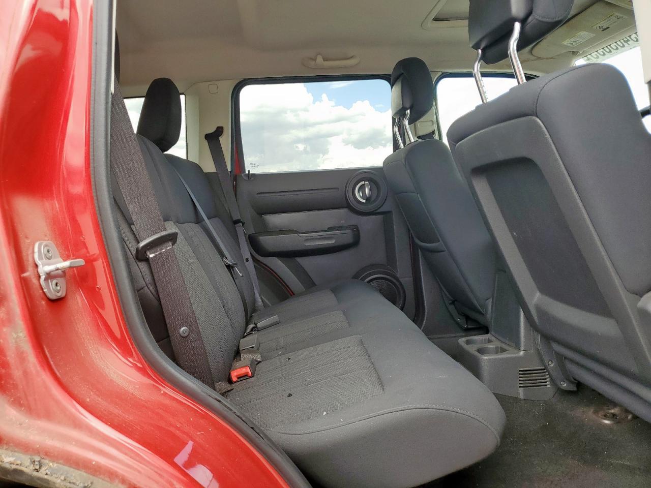 2011 Dodge Nitro Heat VIN: 1D4PT4GK1BW570614 Lot: 63463635